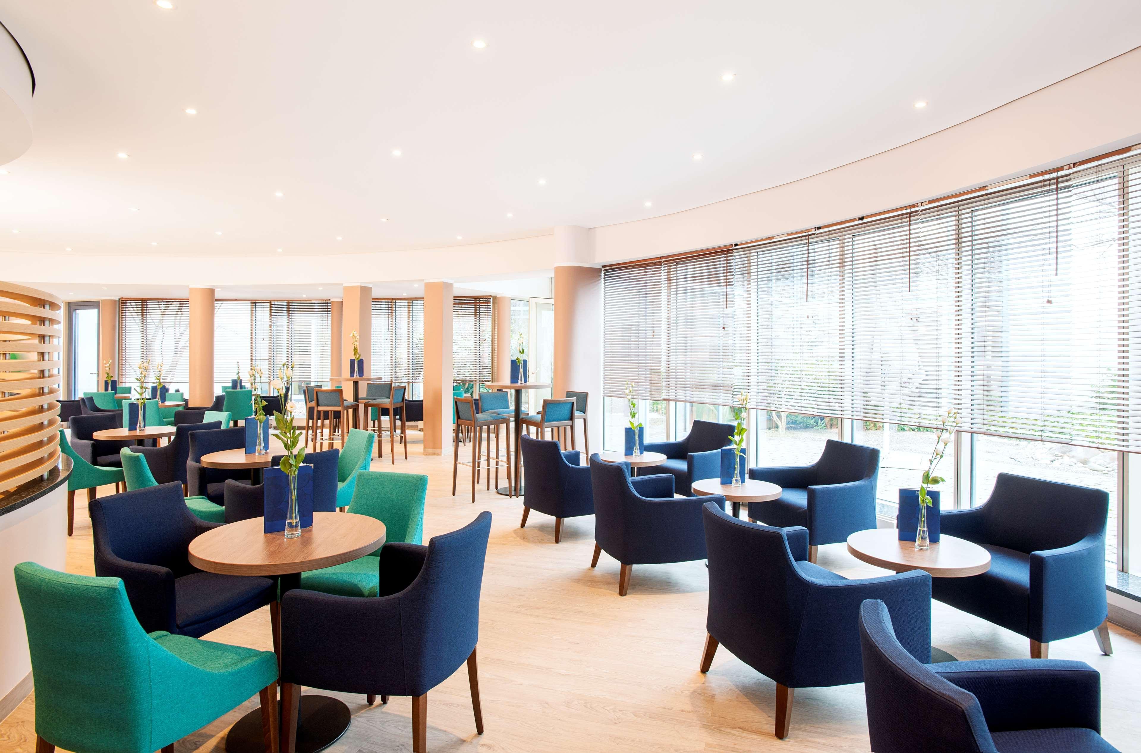 Nh Muenchen Messe Hotel Bagian luar foto