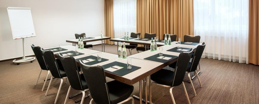 Nh Muenchen Messe Hotel Bagian luar foto
