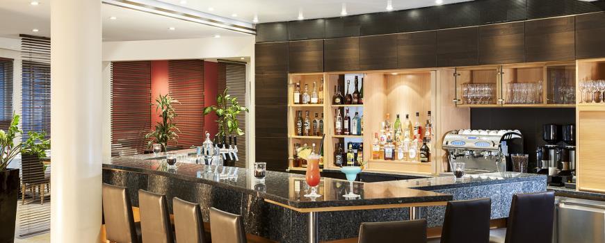Nh Muenchen Messe Hotel Bagian luar foto